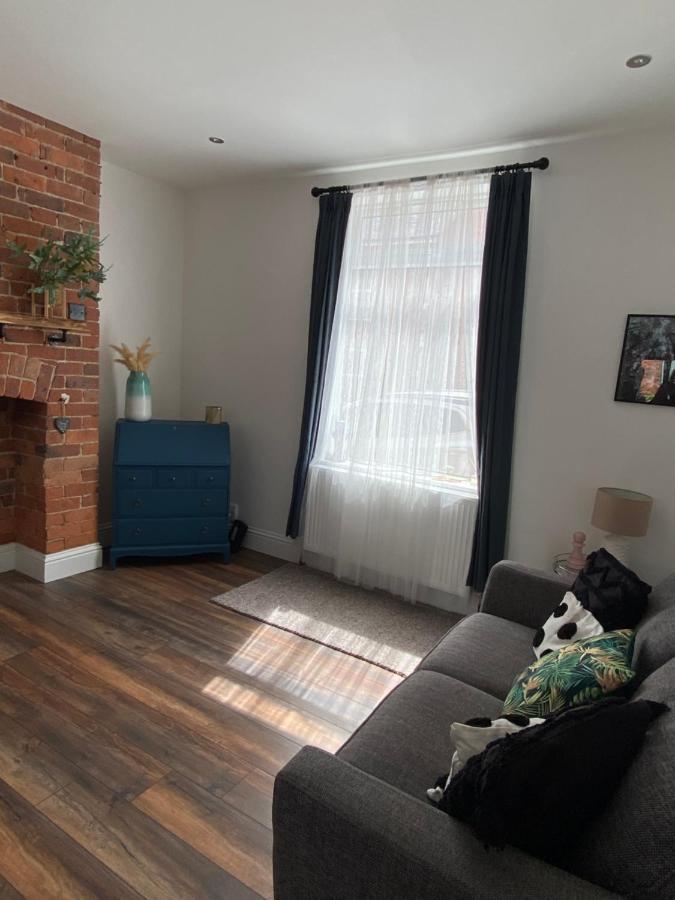 Luxury Spacious Renovated Townhouse Grantham Exterior foto